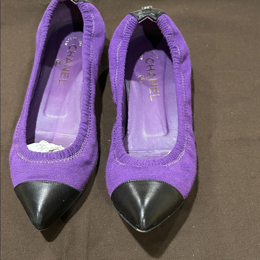 CHANEL Women's Purple and Black Flats